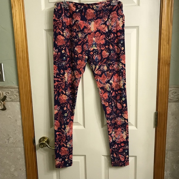 LuLaRoe Pants - Lularoe leggings TC